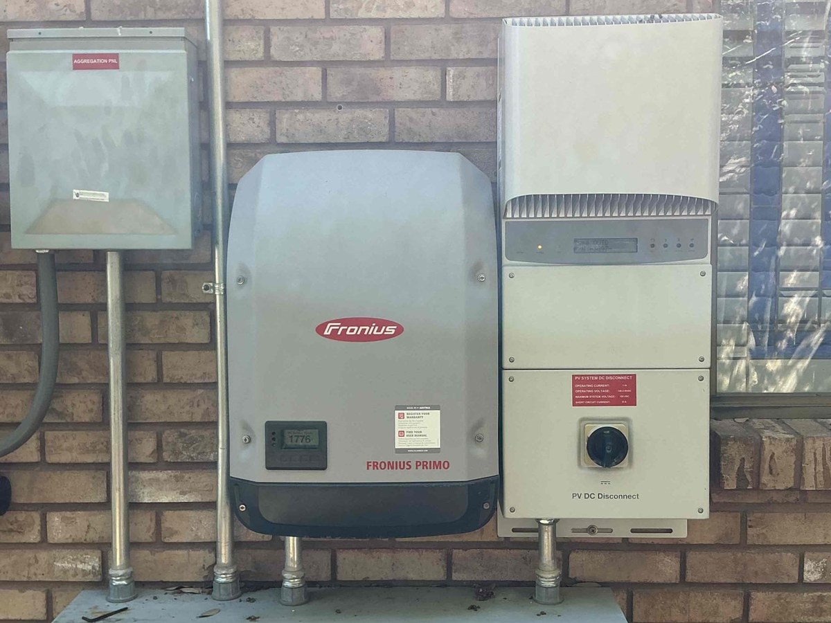 Fronius Primo solar inverter and DC disconnect on a Central Texas home